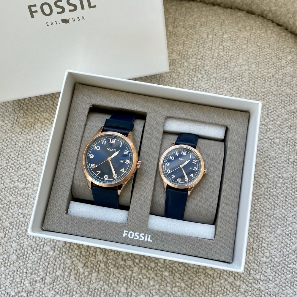 Fossil Wylie Three-Hand Navy Leather Watch Box Set